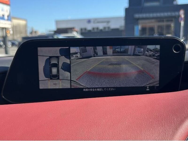 MAZDA3