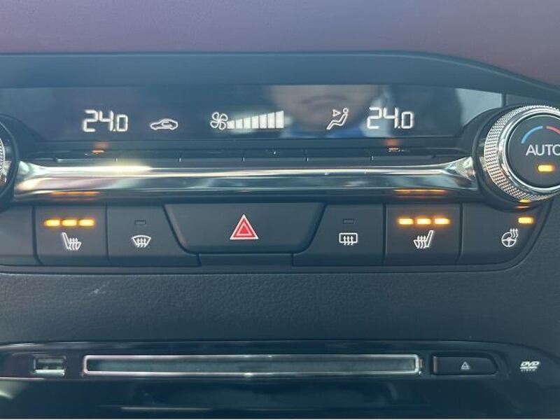 MAZDA3