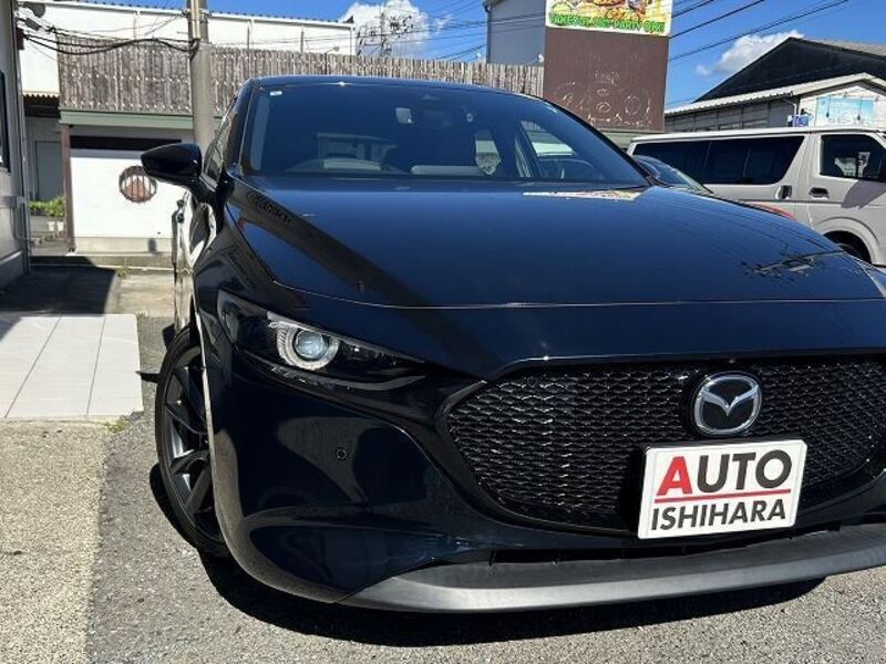 MAZDA3