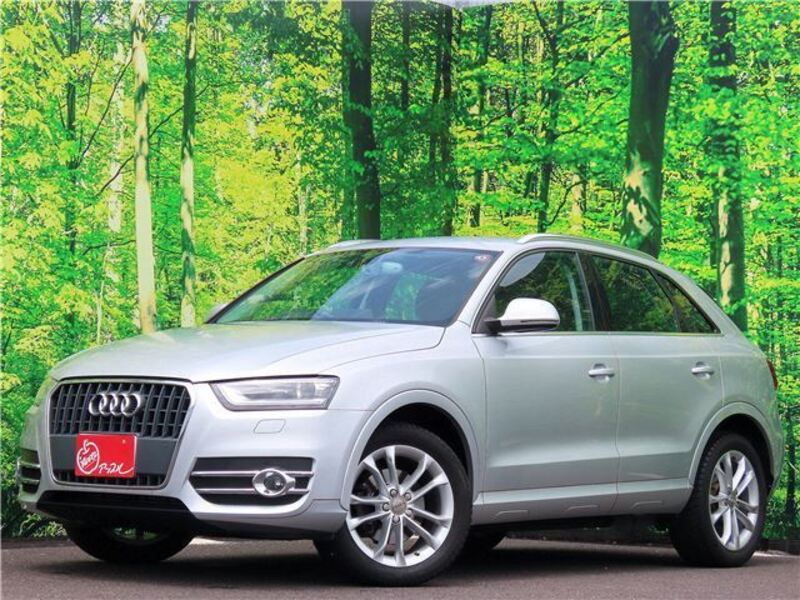 AUDI Q3
