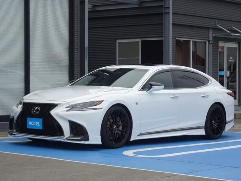 LEXUS LS