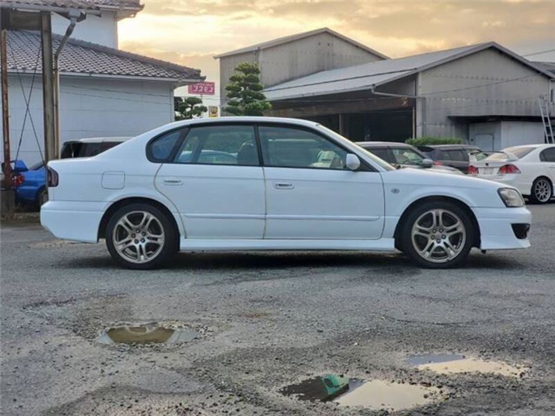 LEGACY B4