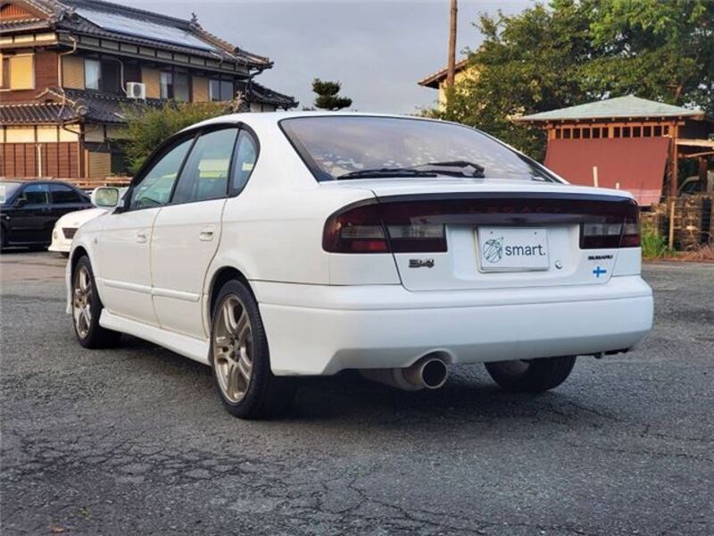 LEGACY B4