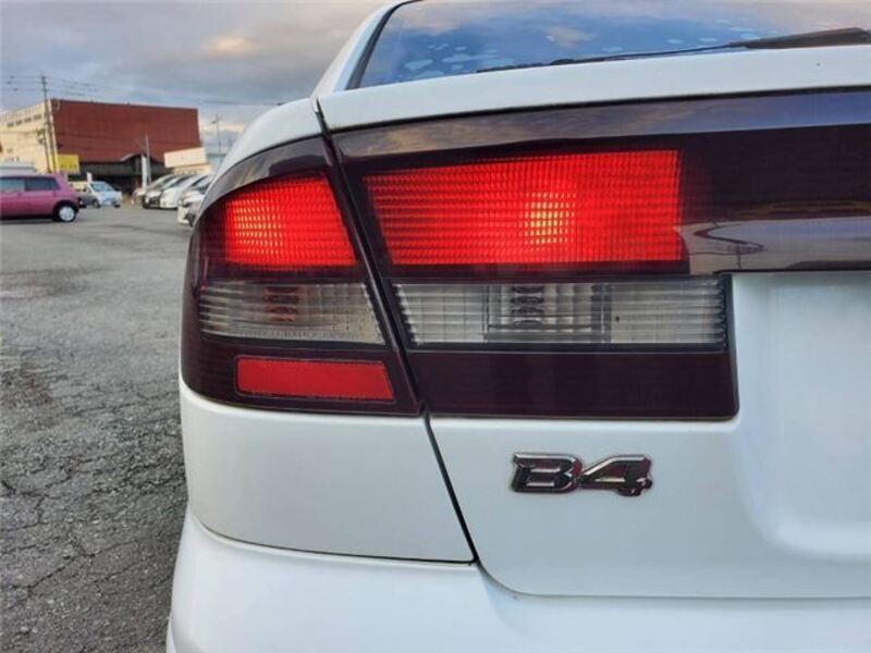 LEGACY B4