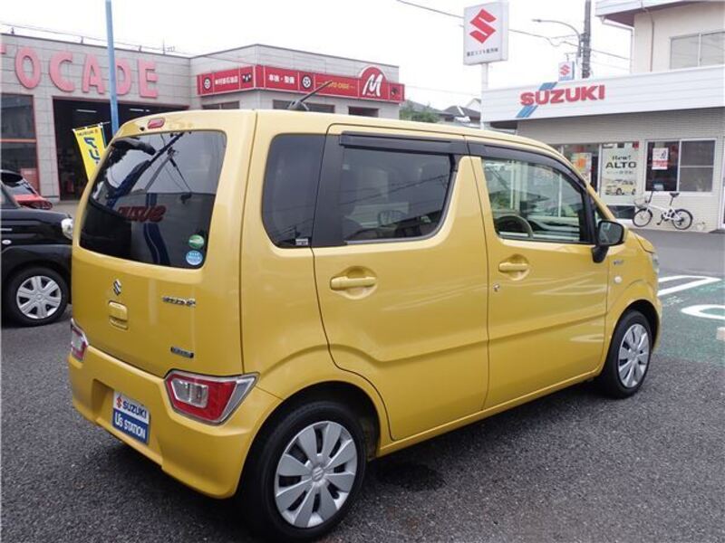 WAGON R