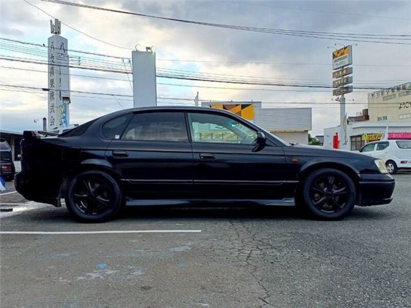 LEGACY B4