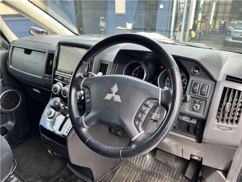 DELICA D5