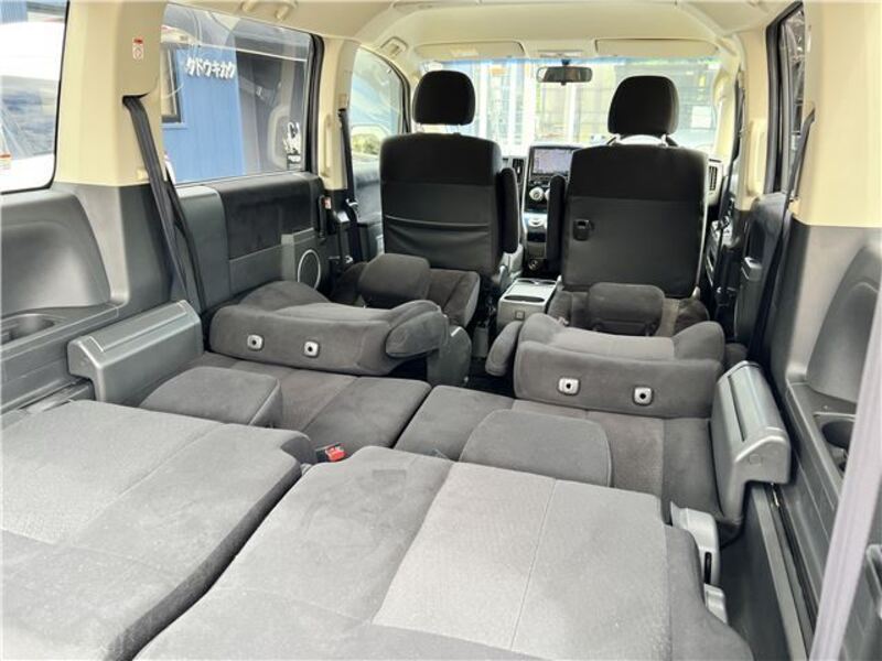 DELICA D5