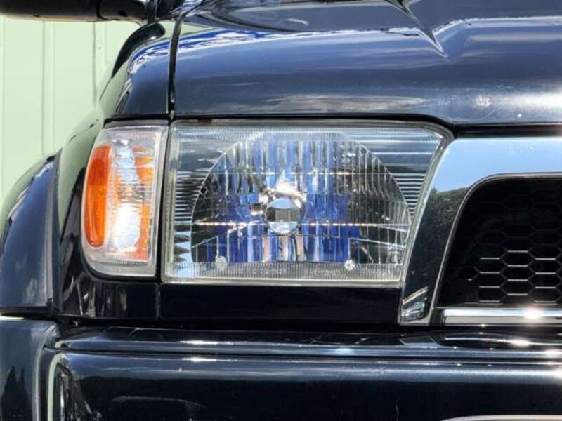 HILUX SURF