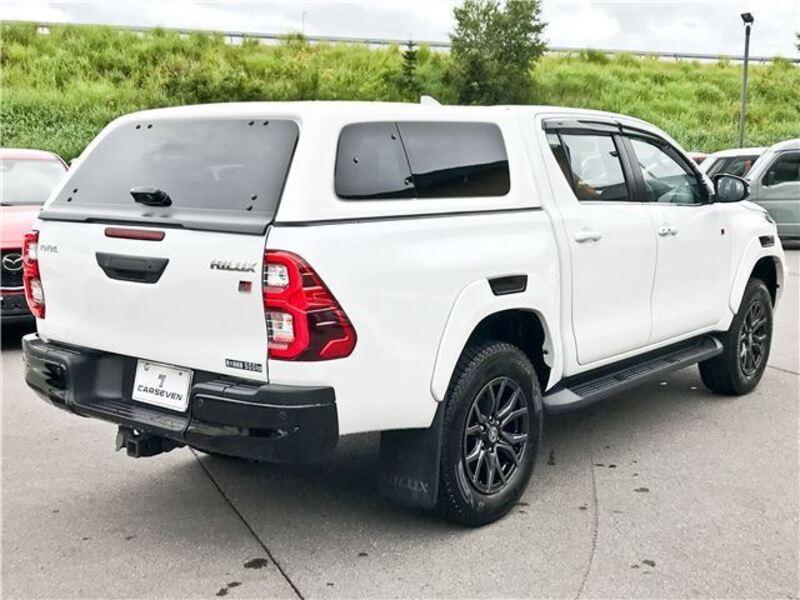 HILUX