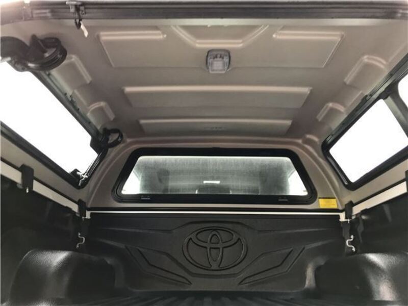 HILUX