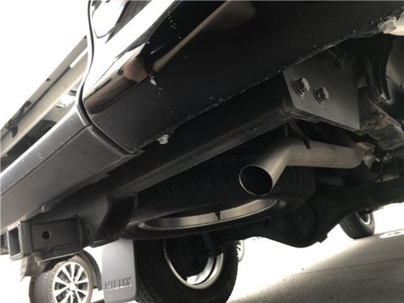 HILUX