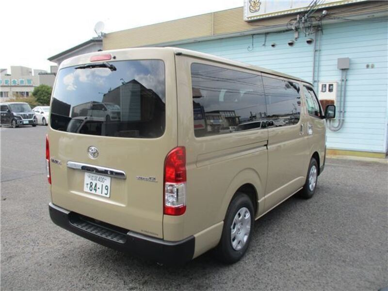 HIACE VAN