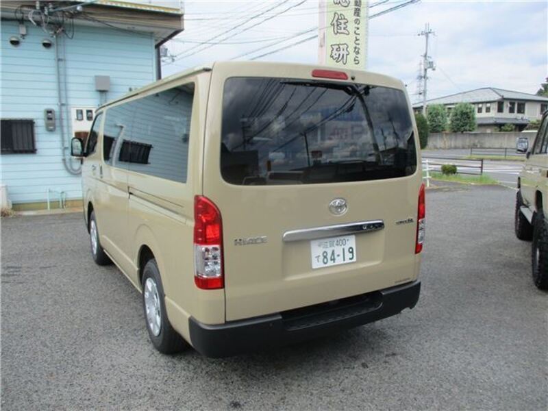 HIACE VAN