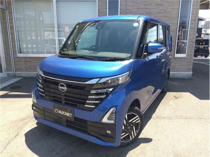 NISSAN ROOX