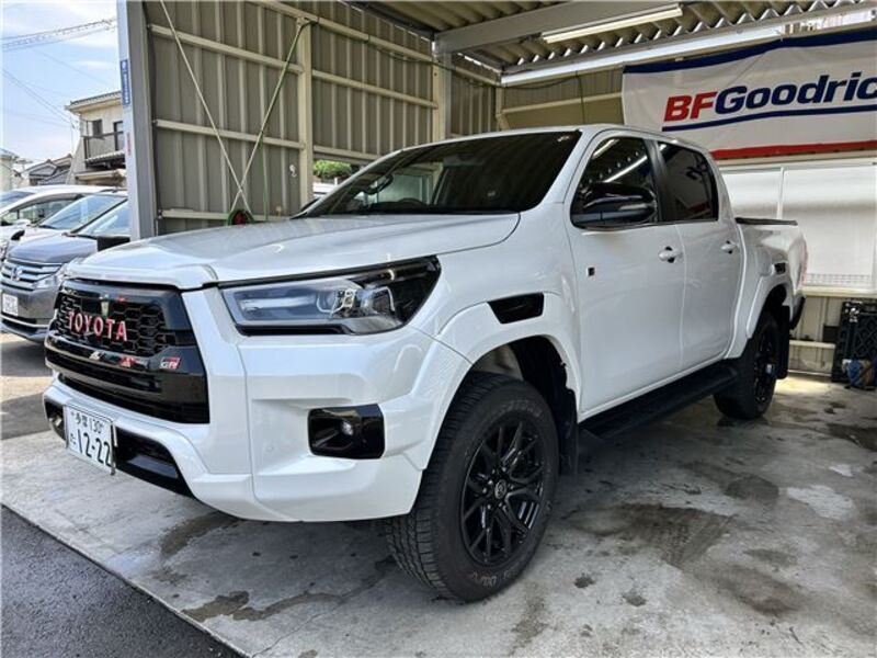 HILUX-0