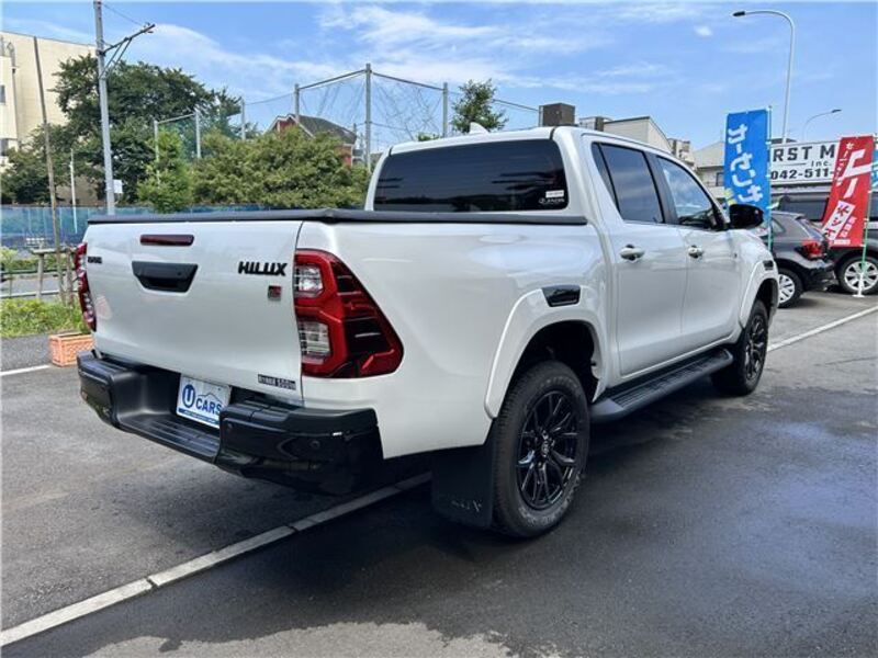 HILUX