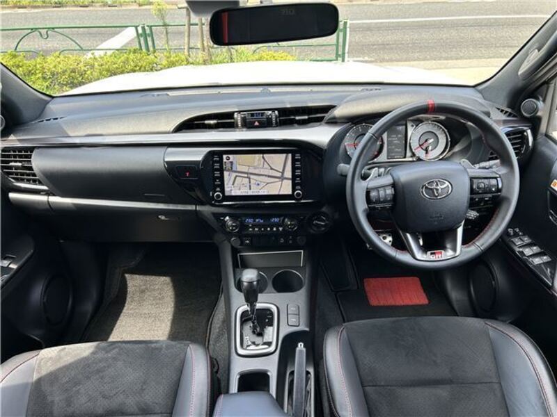 HILUX