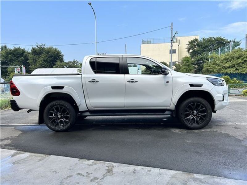 HILUX