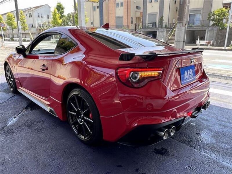 86