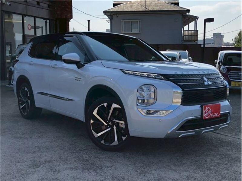 MITSUBISHI OUTLANDER PHEV