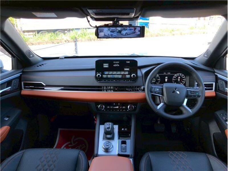 OUTLANDER PHEV