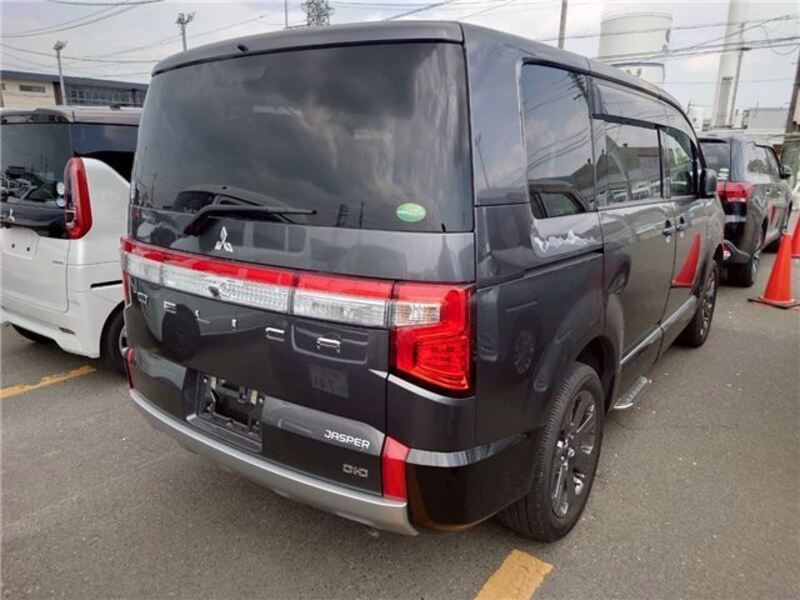 DELICA D5