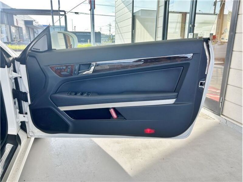 E-CLASS