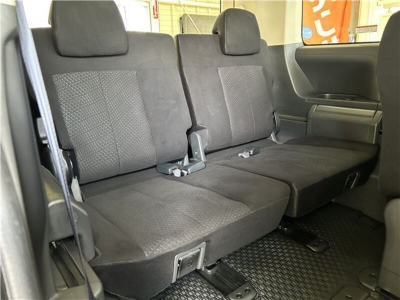 DELICA D5