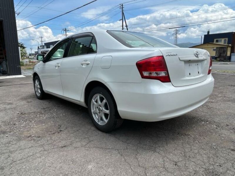 COROLLA AXIO