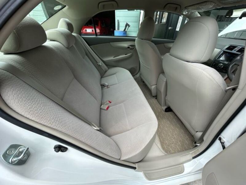 COROLLA AXIO
