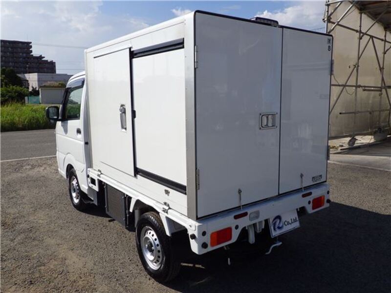 CARRY TRUCK