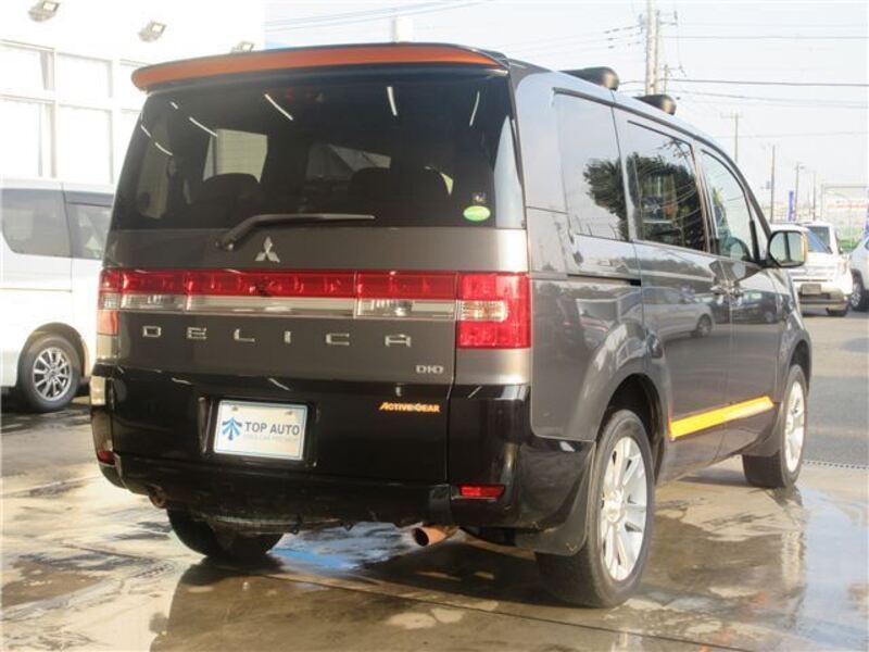 DELICA D5