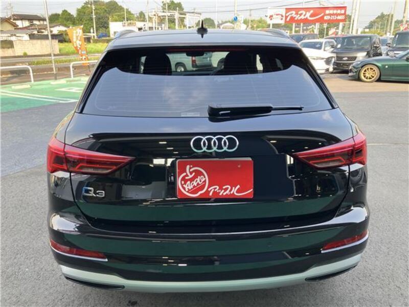 Q3