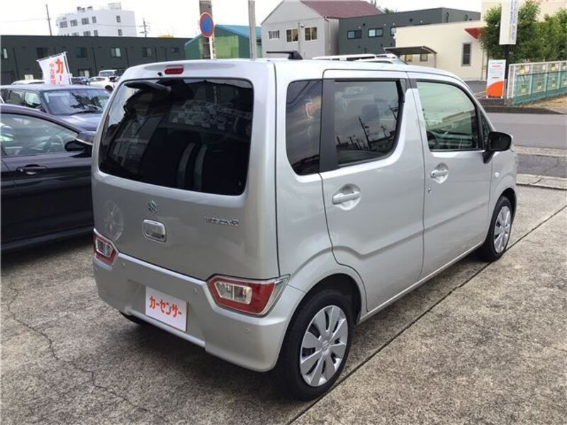 WAGON R