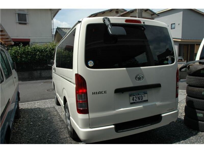 HIACE VAN