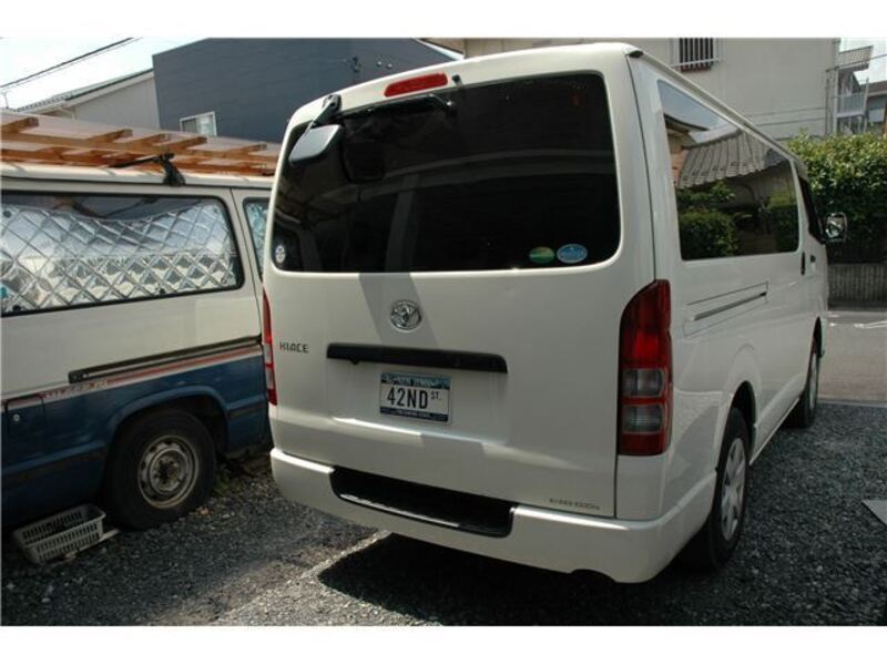 HIACE VAN