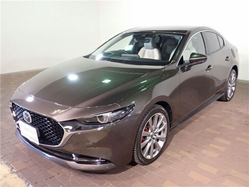 MAZDA3