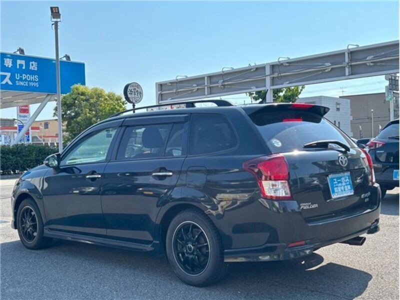 COROLLA FIELDER