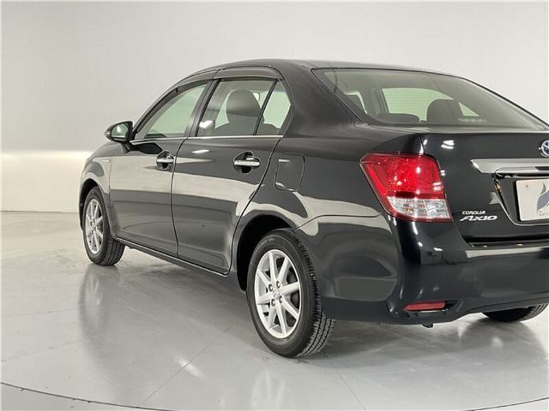 COROLLA AXIO