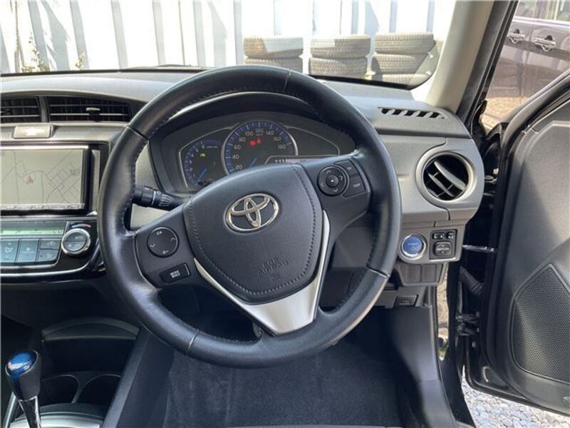 COROLLA AXIO