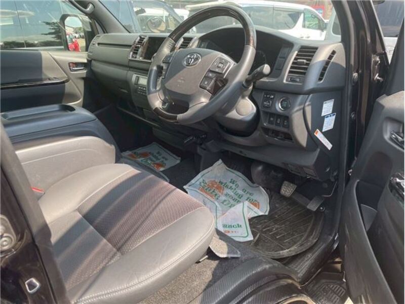 HIACE VAN