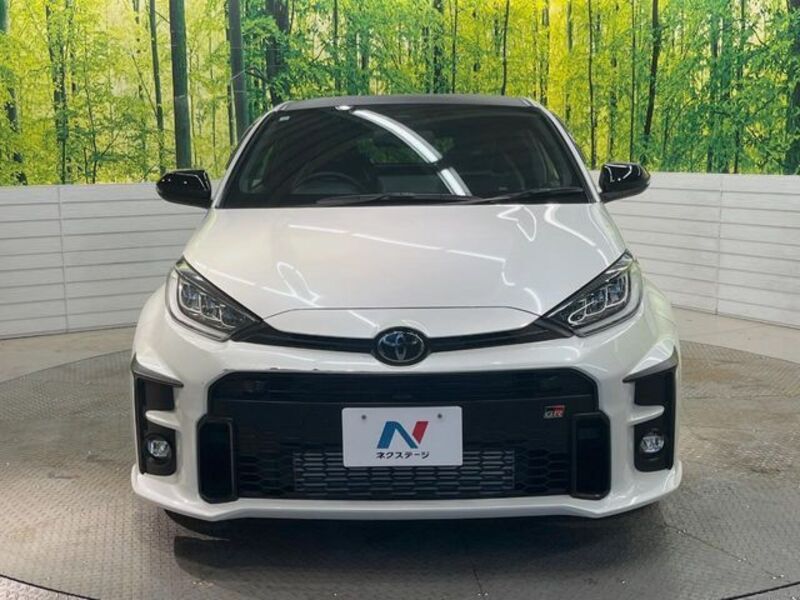 GR YARIS