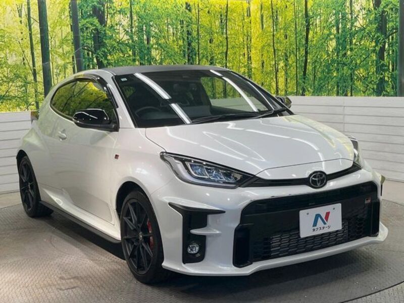GR YARIS