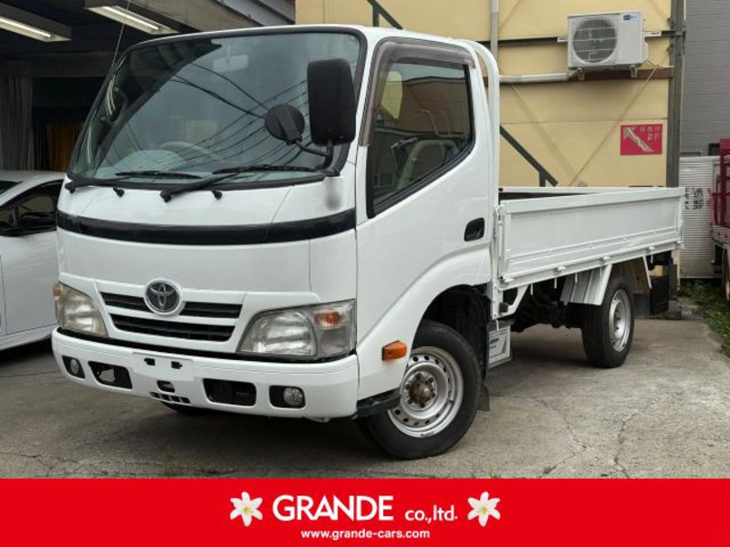 TOYOTA DYNA