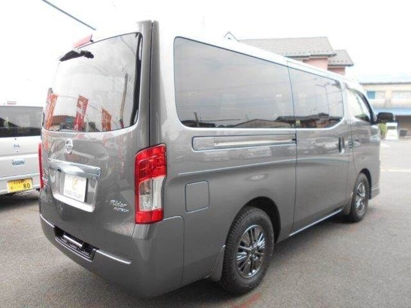 NV350 CARAVAN