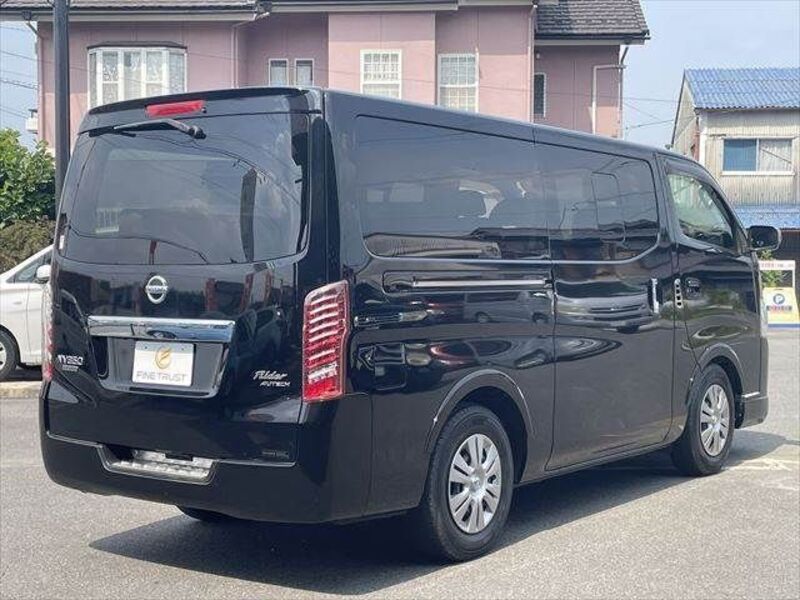 NV350 CARAVAN
