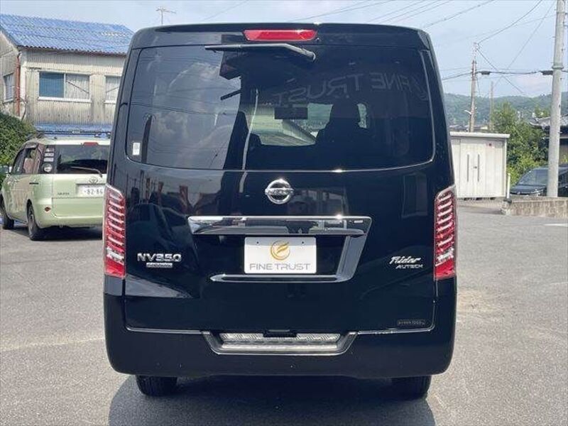NV350 CARAVAN
