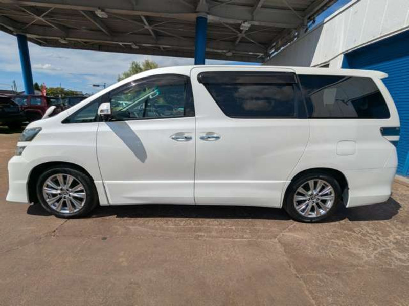 VELLFIRE