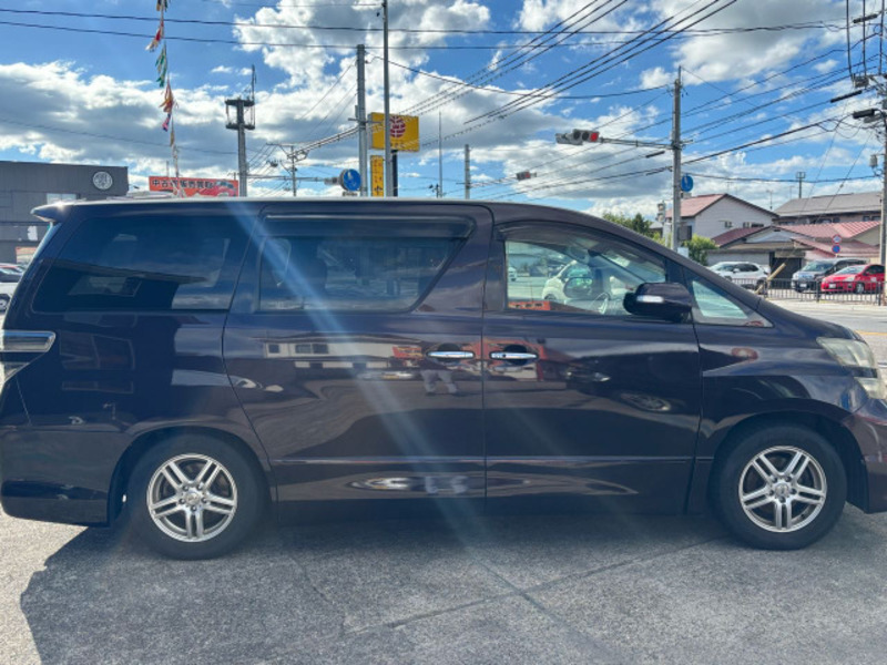 VELLFIRE